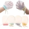 8 Pair Eyelet mitten