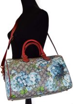 Gucci Women's GG Supreme BLOOMS Convertible Boston Bag - Image 3