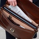 Maxwell Scott | Mens Luxury Leather 17" Laptop 3 Section Briefcase | The Paolo Large | Business Travel Bag - Image 7