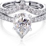 Kobelli 2.1ct Pear Moissanite Chevron Bridal (HI/VS)