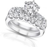Madina Jewelry 2.05 ct Round Diamond Engagement Ring with Wedding Band in Platinum - Image 3