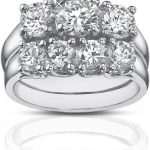 Madina Jewelry 2.25 Ct Three Stone Round Diamond Engagement Ring with Wedding Band in Platinum